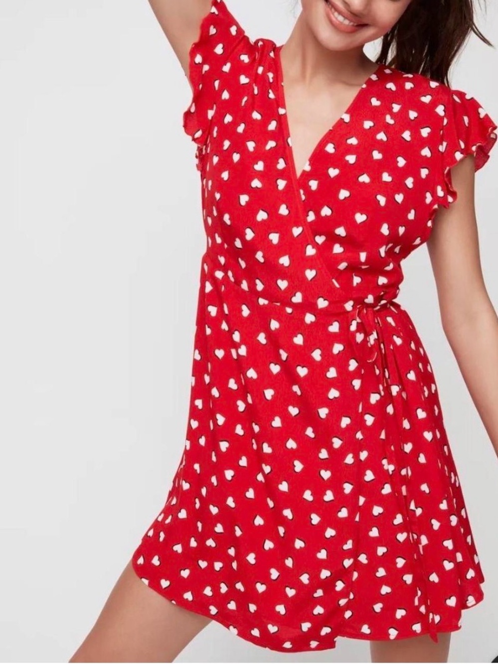 Aritzia Sunday Best Maud Red Heart Print Wrap Dress sz small